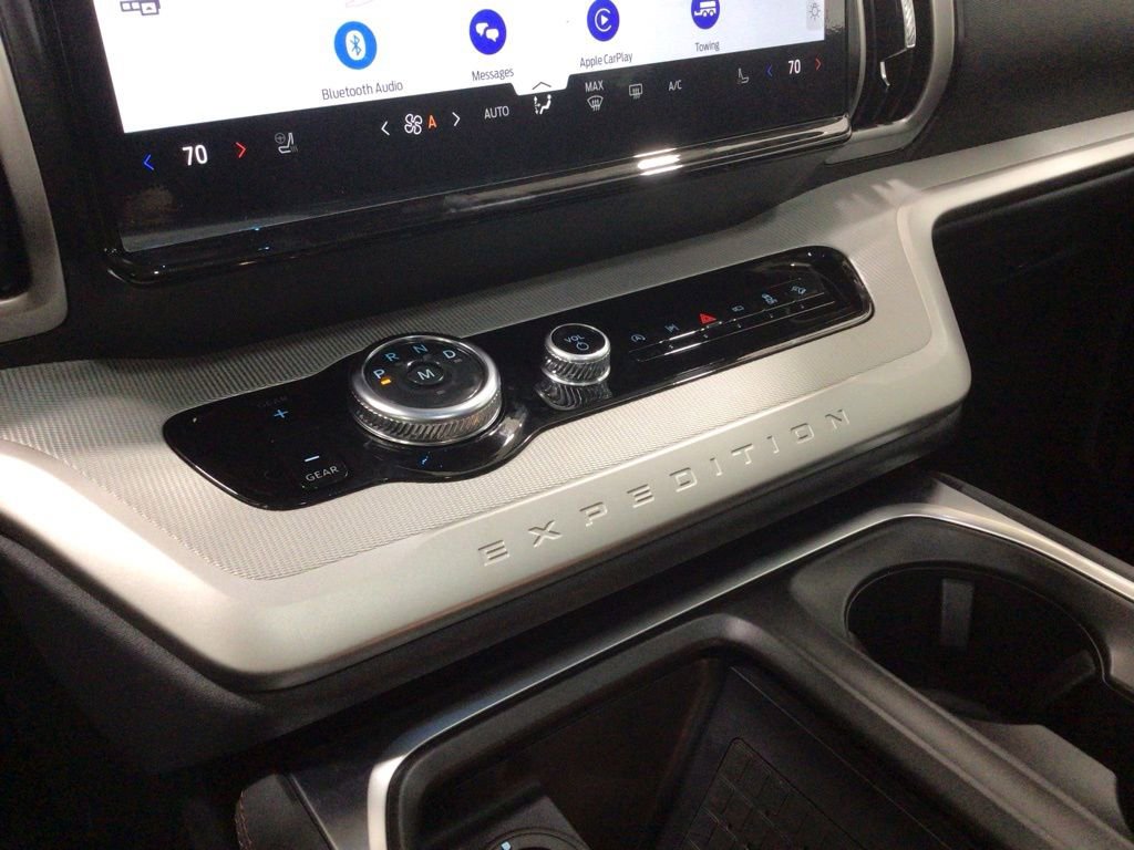 New 2025 Ford Expedition Active image 22