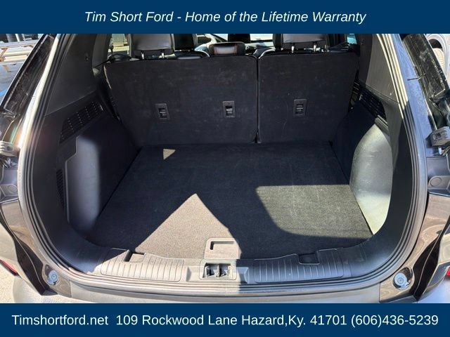 Used 2025 Ford Escape ST-Line AWD/4WD image 7