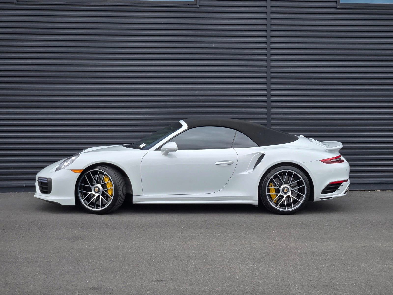 Certified 2019 Porsche 911 Turbo S AWD/4WD image 2