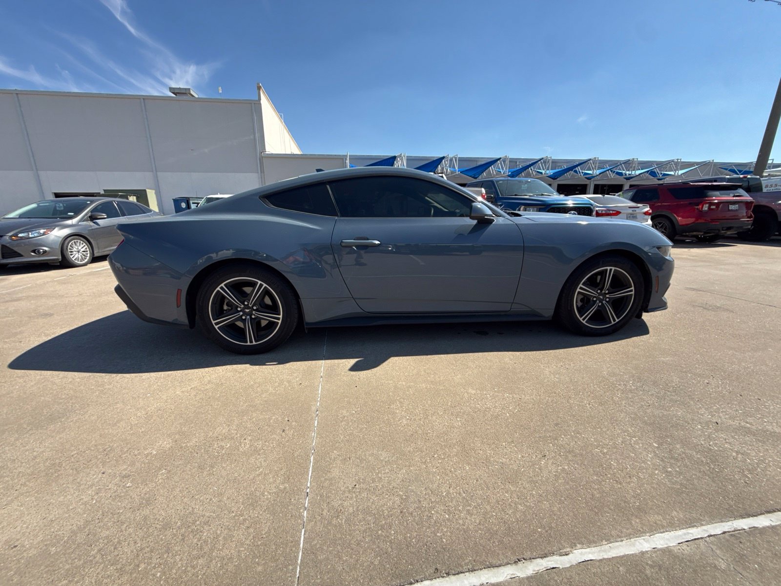 Used 2025 Ford Mustang Coupe RWD image 8