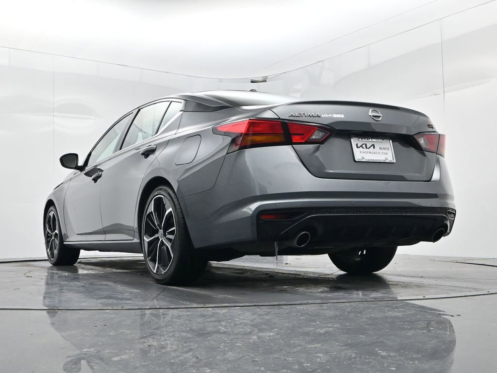 Used 2024 Nissan Altima 2.5 SR image 38