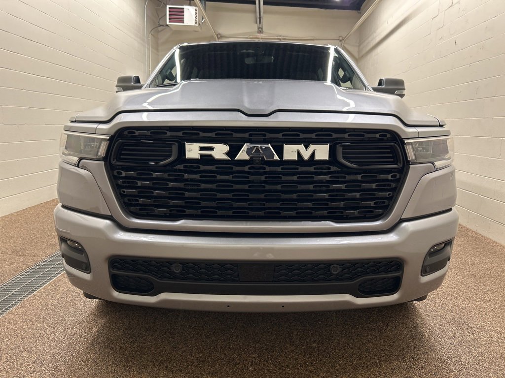 New 2026 RAM 1500 4x4 Crew Cab image 6