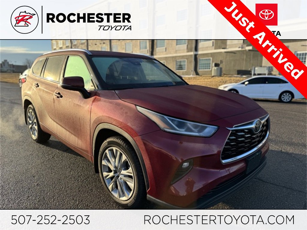 Certified 2022 Toyota Highlander Limited video 1
