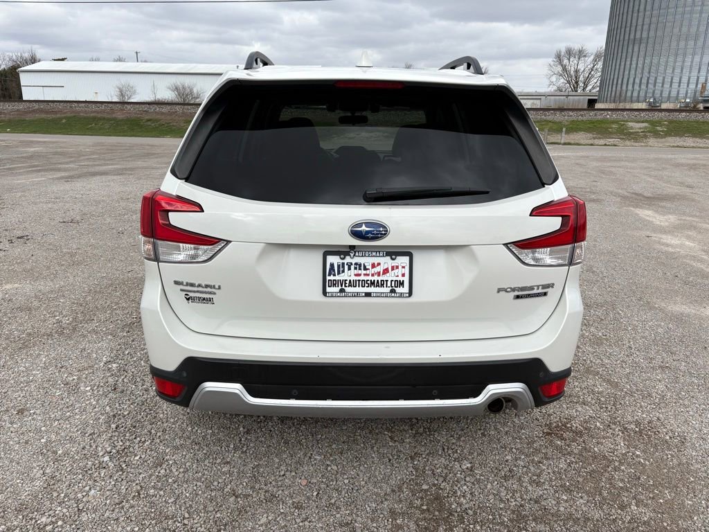 Used 2019 Subaru Forester Touring image 4