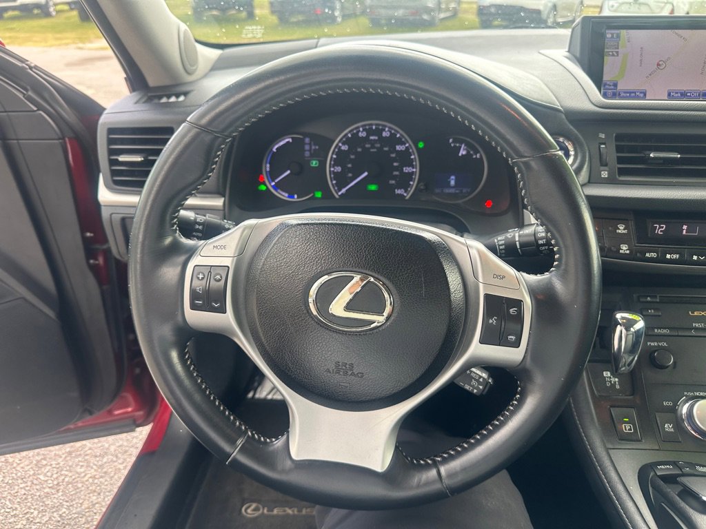 Used 2013 Lexus CT 200h w/ Premium Pkg w/Navigation image 17
