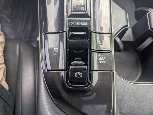 Certified 2024 Toyota Crown w/ Advanced Technology Package AWD/4WD image 35