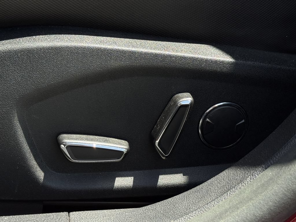 Used 2019 Ford Fusion SE w/ Equipment Group 151A FWD image 26