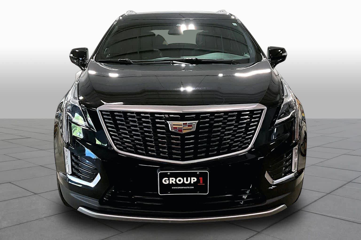 Used 2025 Cadillac XT5 Premium Luxury AWD/4WD image 4