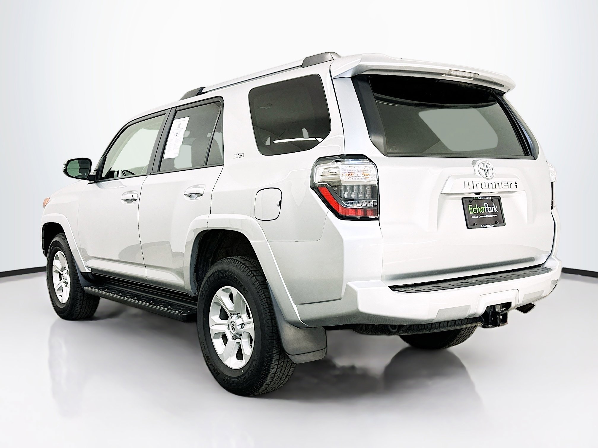 Used 2024 Toyota 4Runner SR5 Premium image 5