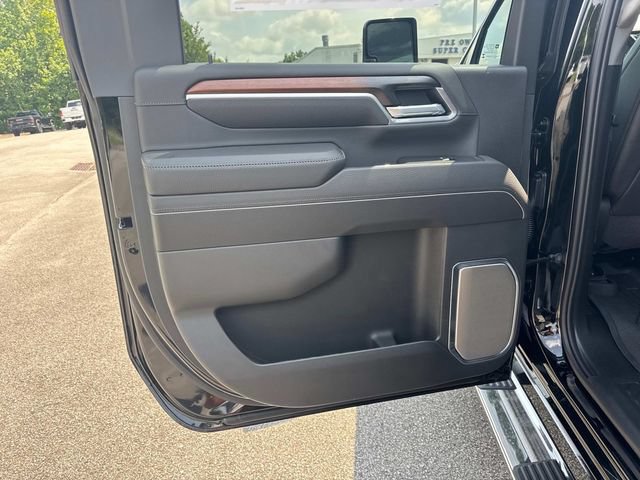 New 2026 GMC Sierra 3500 Denali w/ Denali Reserve Package AWD/4WD image 15