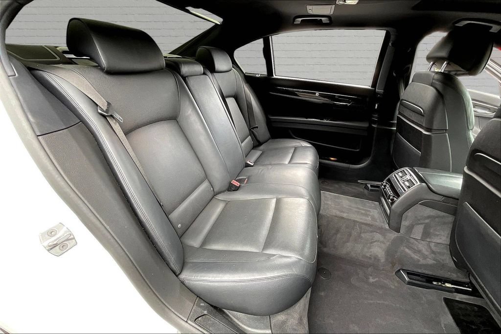 Used 2014 BMW 740Li xDrive AWD/4WD image 21