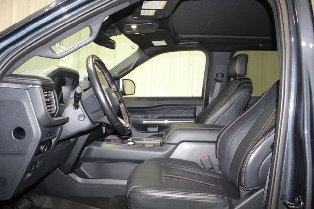 Used 2023 Ford Expedition Platinum RWD image 10