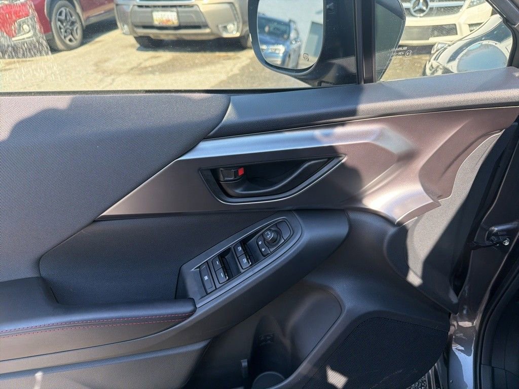 Used 2025 Subaru Impreza 2.0i Sport image 11