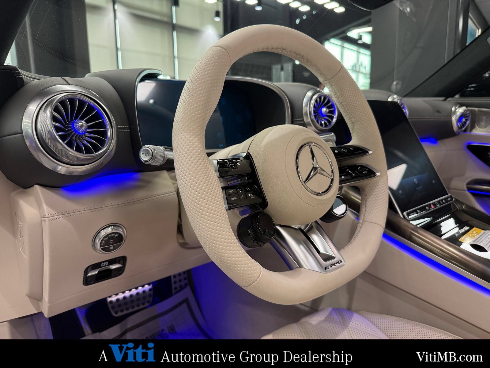 New 2026 Mercedes-Benz SL 55 AMG 4MATIC image 9