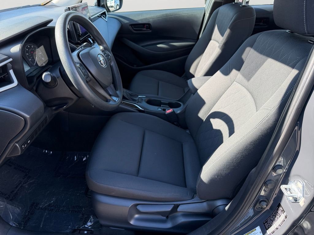 Used 2025 Toyota Corolla LE image 22