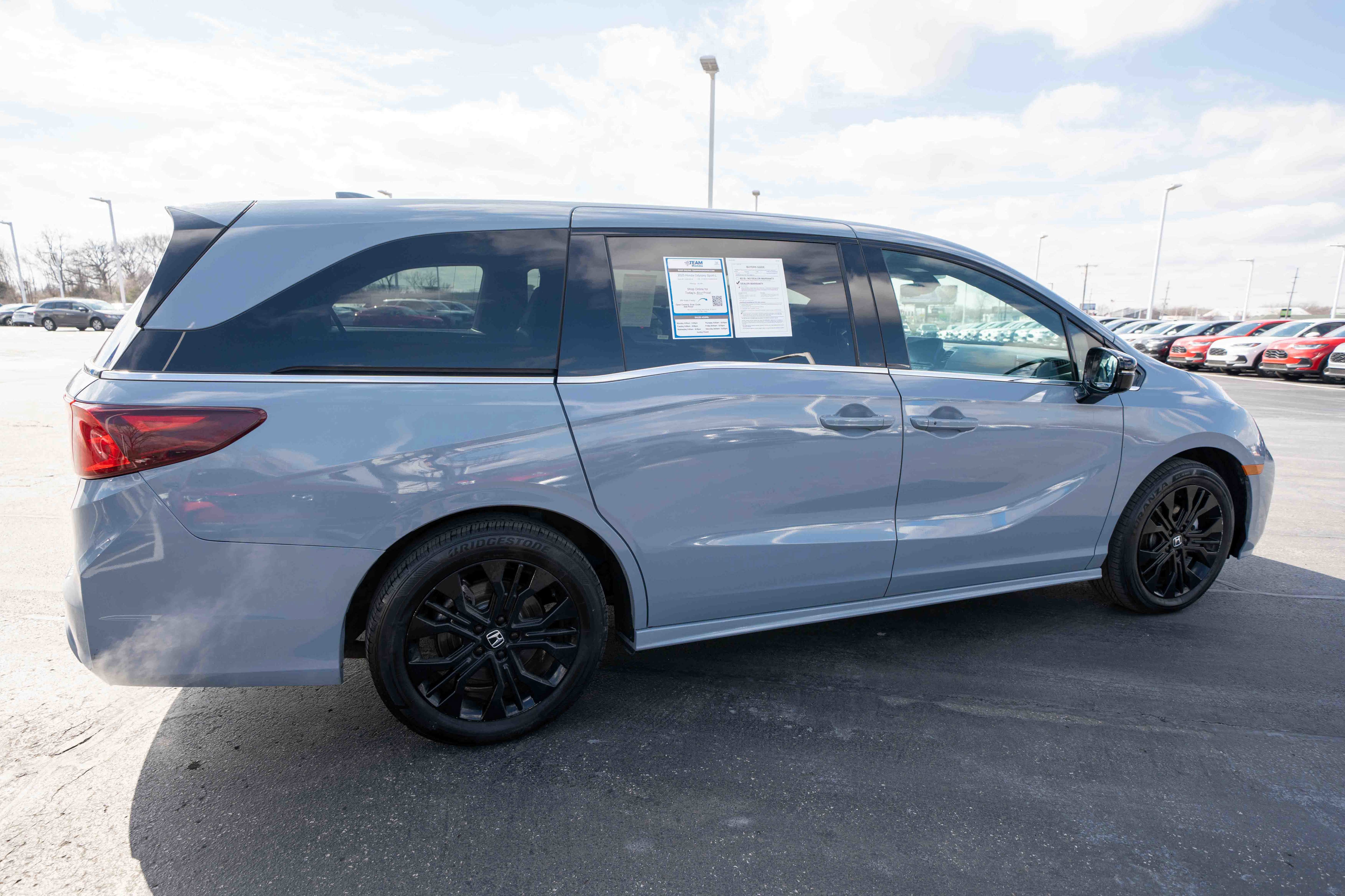 Used 2025 Honda Odyssey Sport-L image 6