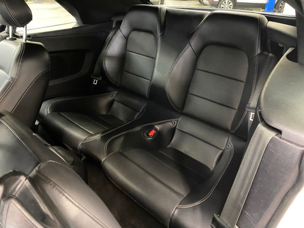 Used 2022 Ford Mustang Premium image 13