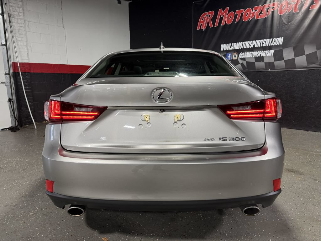 Used 2016 Lexus IS 300 AWD w/ Premium Package image 4