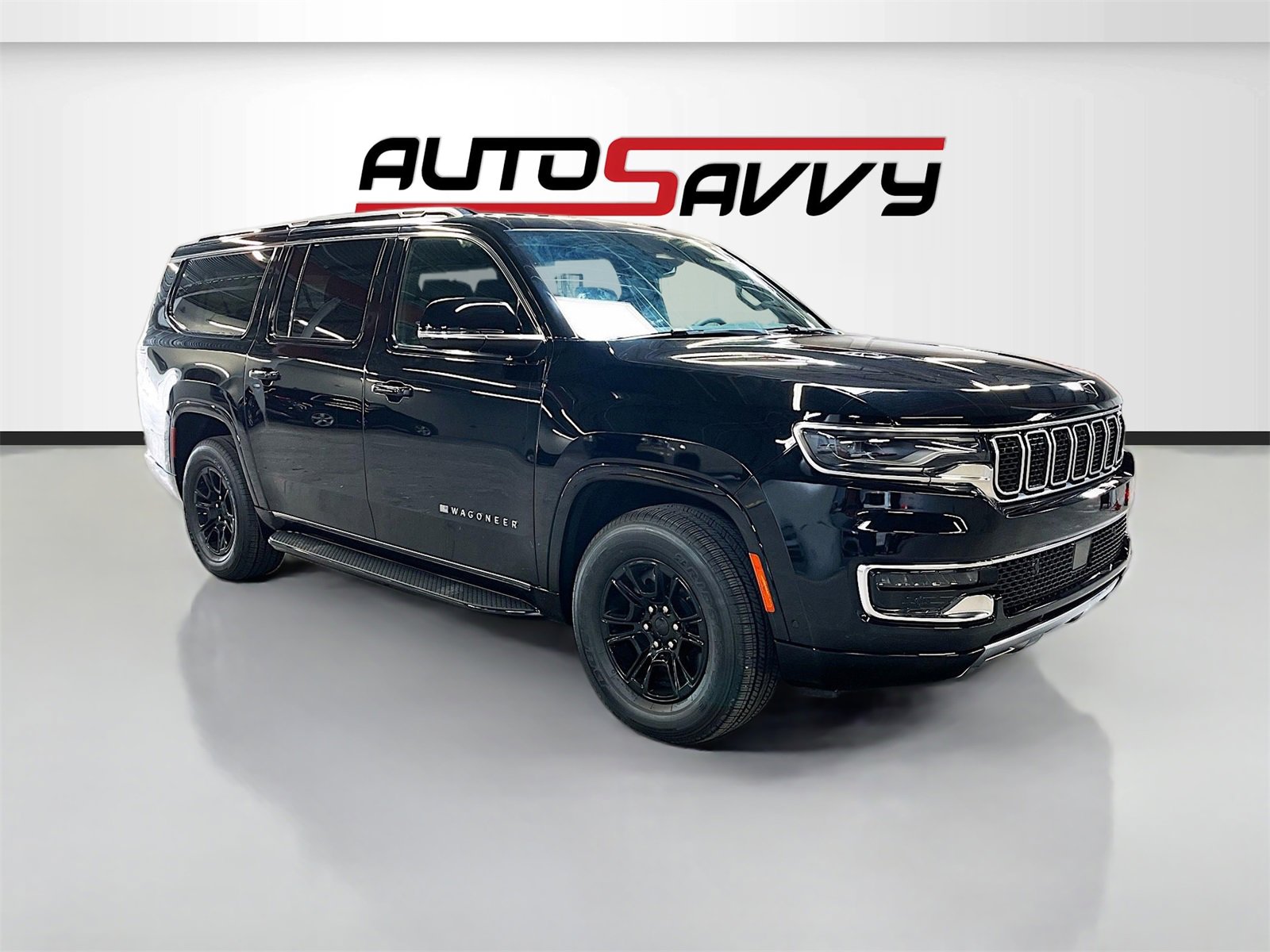 Used 2024 Jeep Wagoneer L 4WD image 1