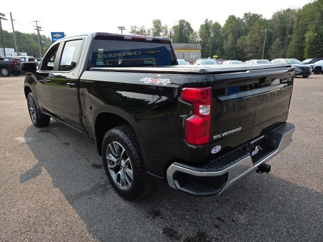 Used 2024 Chevrolet Silverado 1500 LT AWD/4WD image 27
