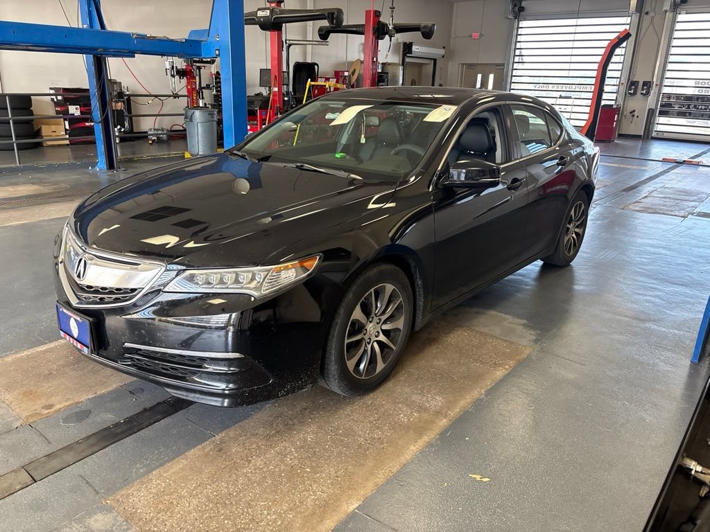 Used 2017 Acura TLX FWD image 2