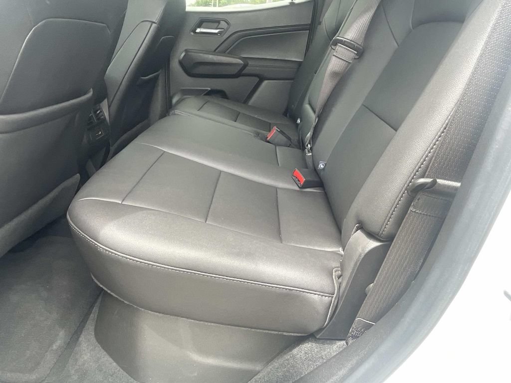 Used 2023 Chevrolet Colorado LT w/ LT Convenience Package III RWD image 13