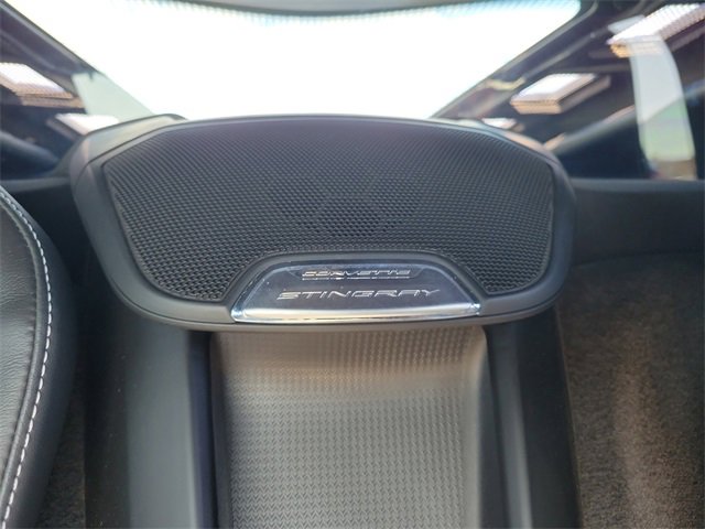 Used 2022 Chevrolet Corvette Stingray Convertible w/ Chrome Exterior Badge Package image 29