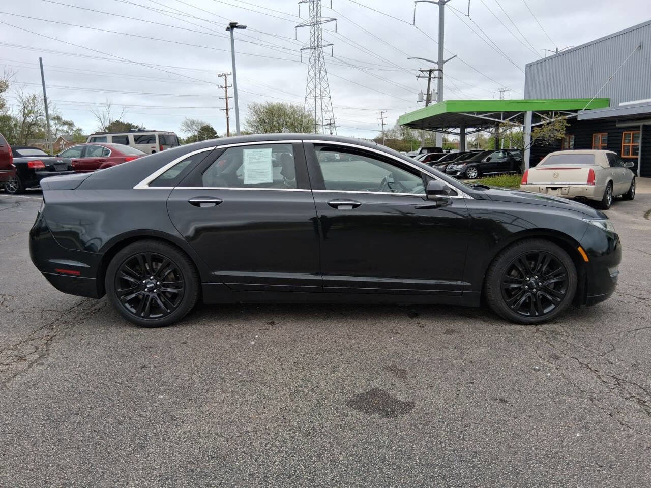 Used 2013 Lincoln MKZ FWD image 4
