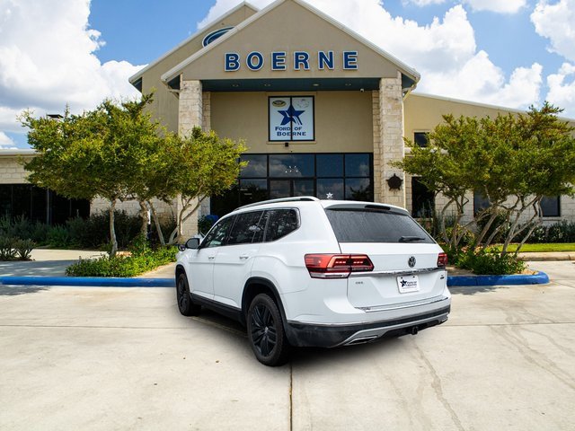 Used 2018 Volkswagen Atlas SEL Premium image 3