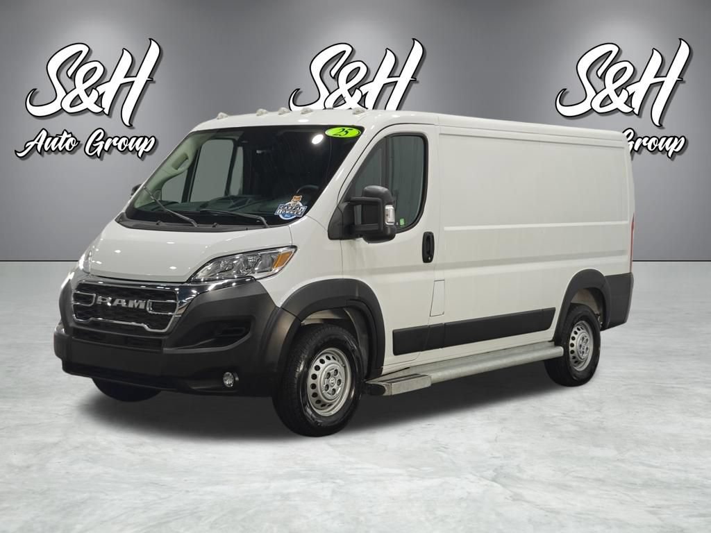 Used 2025 RAM ProMaster 2500 w/ U-Haul Equipment Group FWD image 12