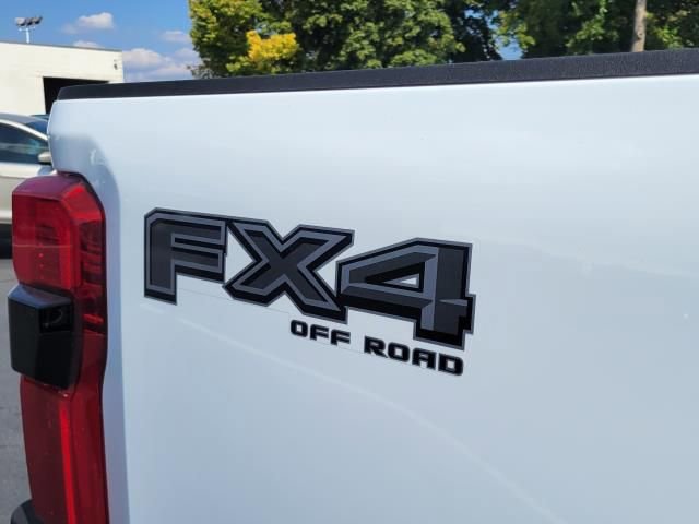 New 2026 Ford F250 4x4 Crew Cab Super Duty image 8