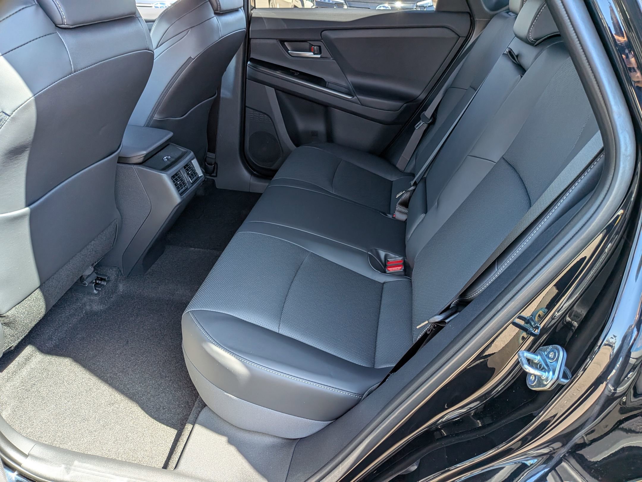 New 2026 Subaru Solterra Premium AWD/4WD image 18