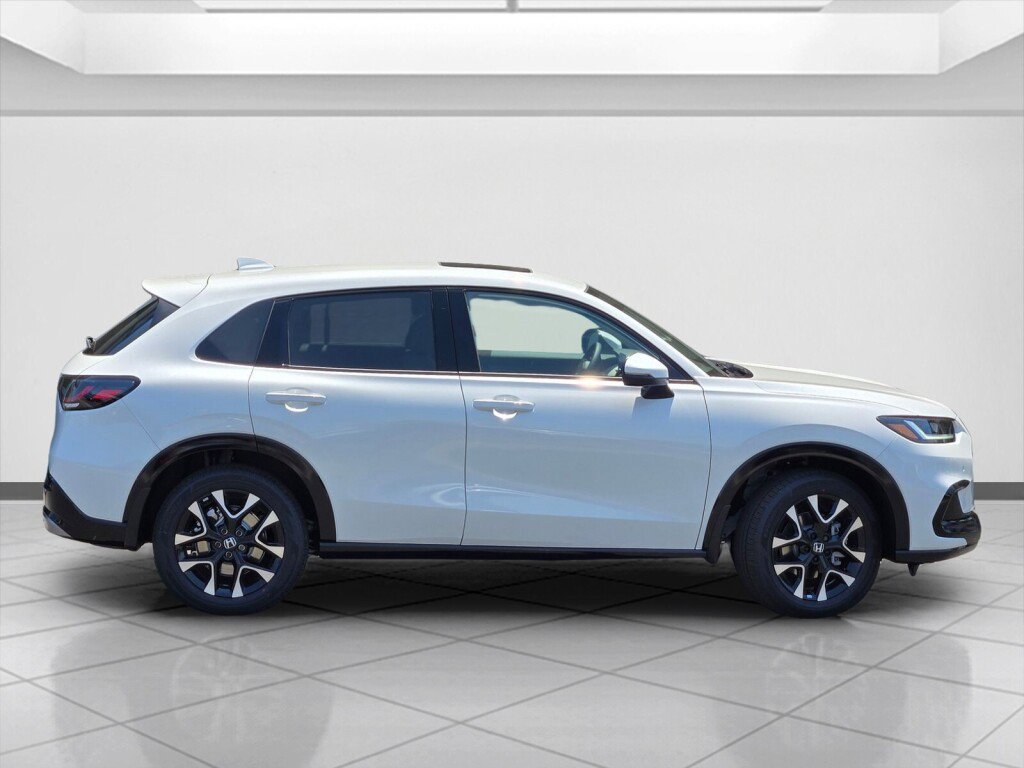 New 2027 Honda HR-V EX-L image 3