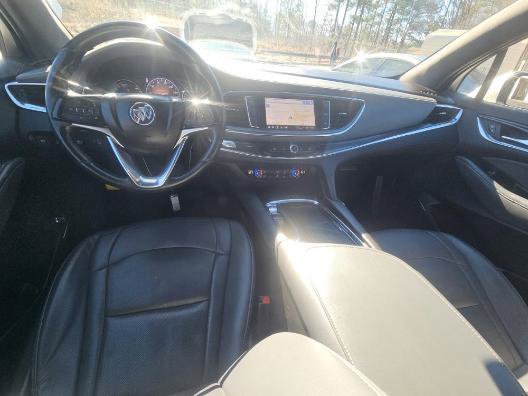Used 2024 Buick Enclave Premium image 4