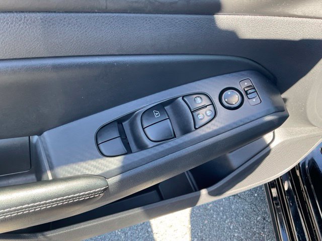Used 2024 Nissan Altima 2.5 SV FWD image 10