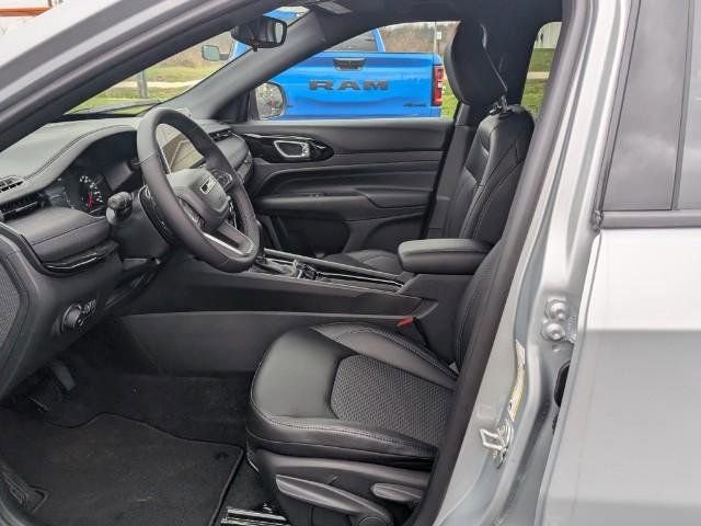 New 2026 Jeep Compass Latitude AWD/4WD image 7