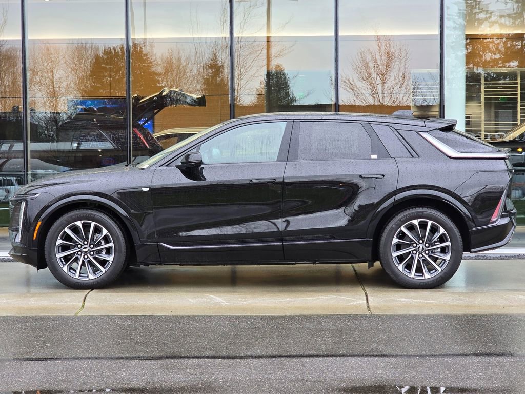 New 2026 Cadillac Lyriq Sport image 2