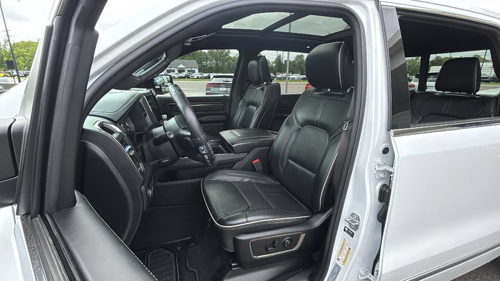 Used 2021 RAM 1500 Limited w/ Body Color Bumper Group AWD/4WD image 27