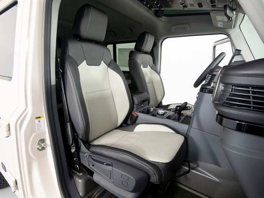 New 2025 INEOS Grenadier Fieldmaster Edition image 30