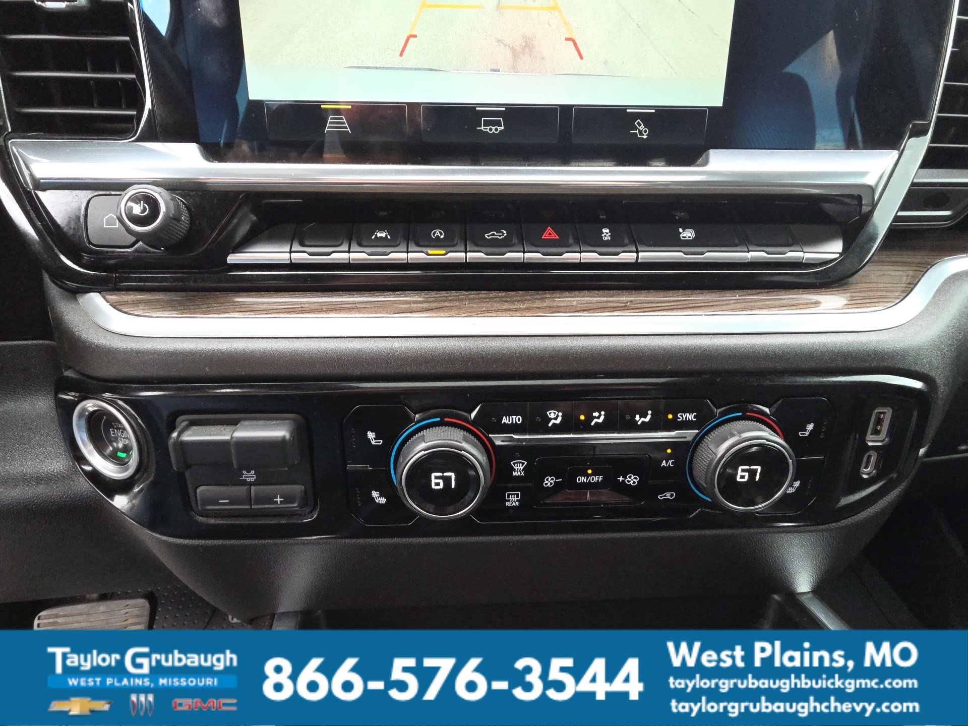 Used 2022 Chevrolet Silverado 1500 RST w/ Convenience Package II AWD/4WD image 25