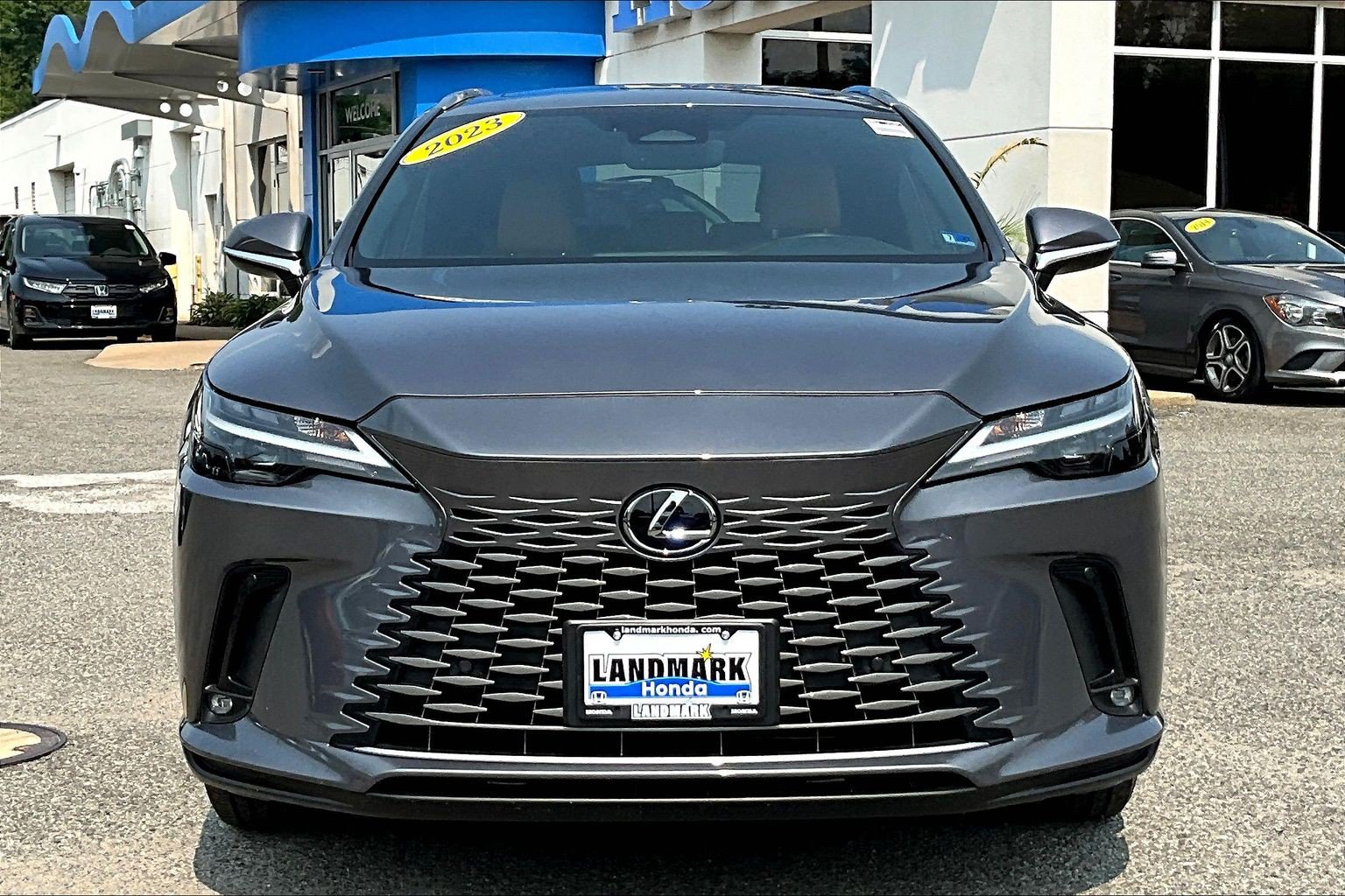 Used 2023 Lexus RX 350 Premium w/ Accessory Package (Z1) AWD/4WD image 3