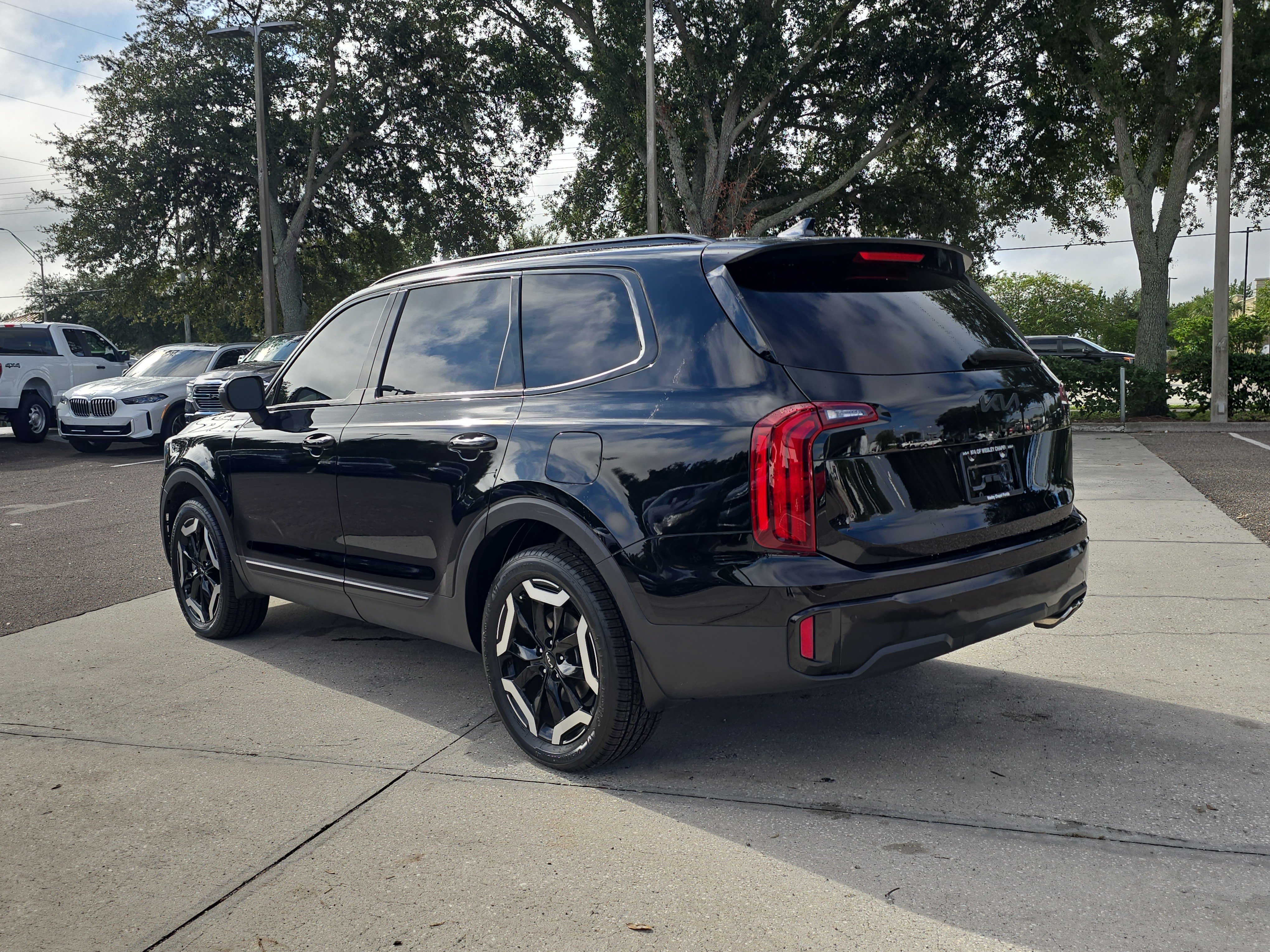 Certified 2024 Kia Telluride S w/ S Sunroof Package FWD image 6