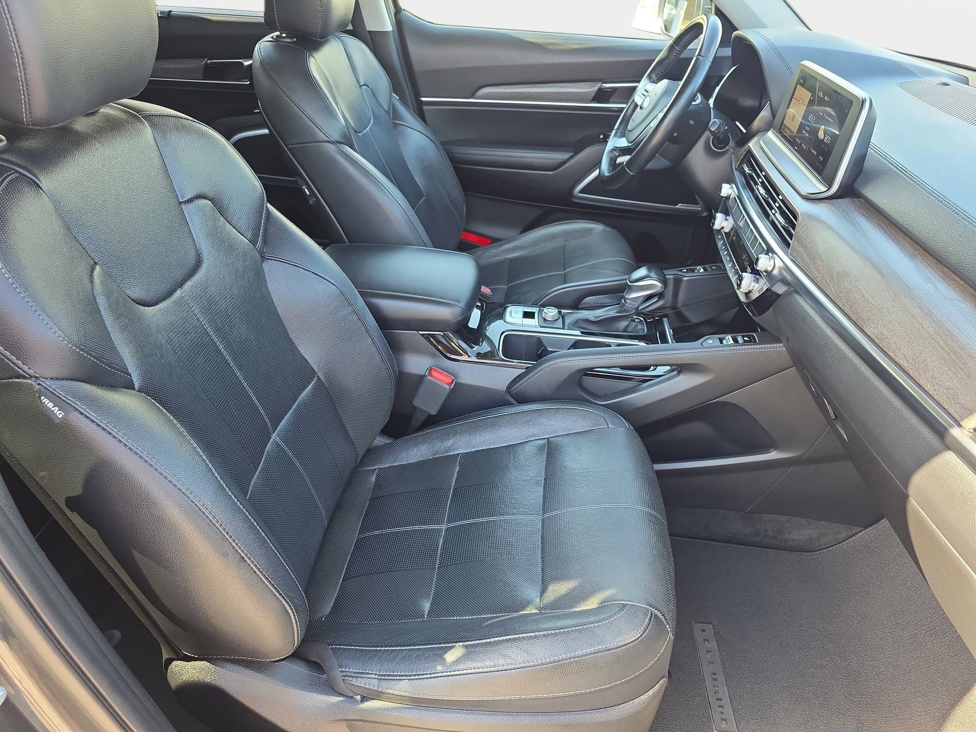Used 2020 Kia Telluride EX w/ EX Premium Package FWD image 10