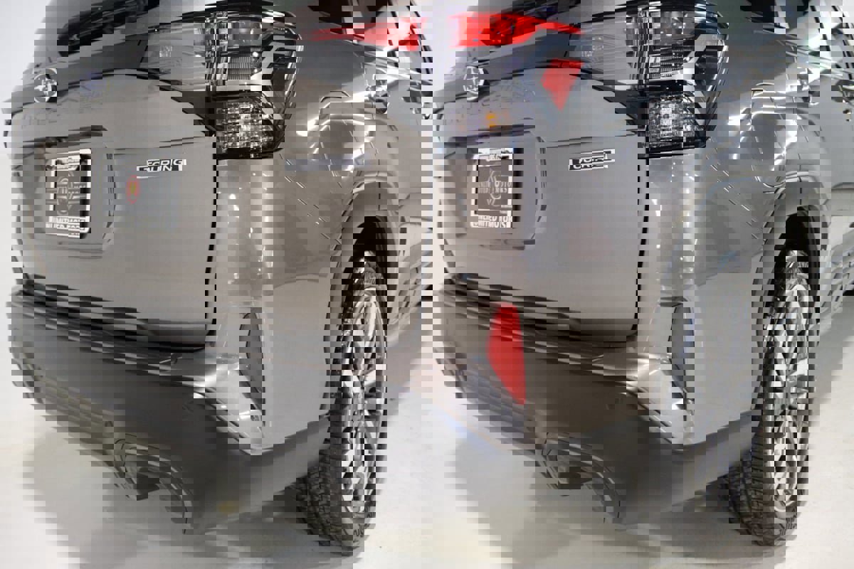 Used 2025 Subaru Forester Touring image 9