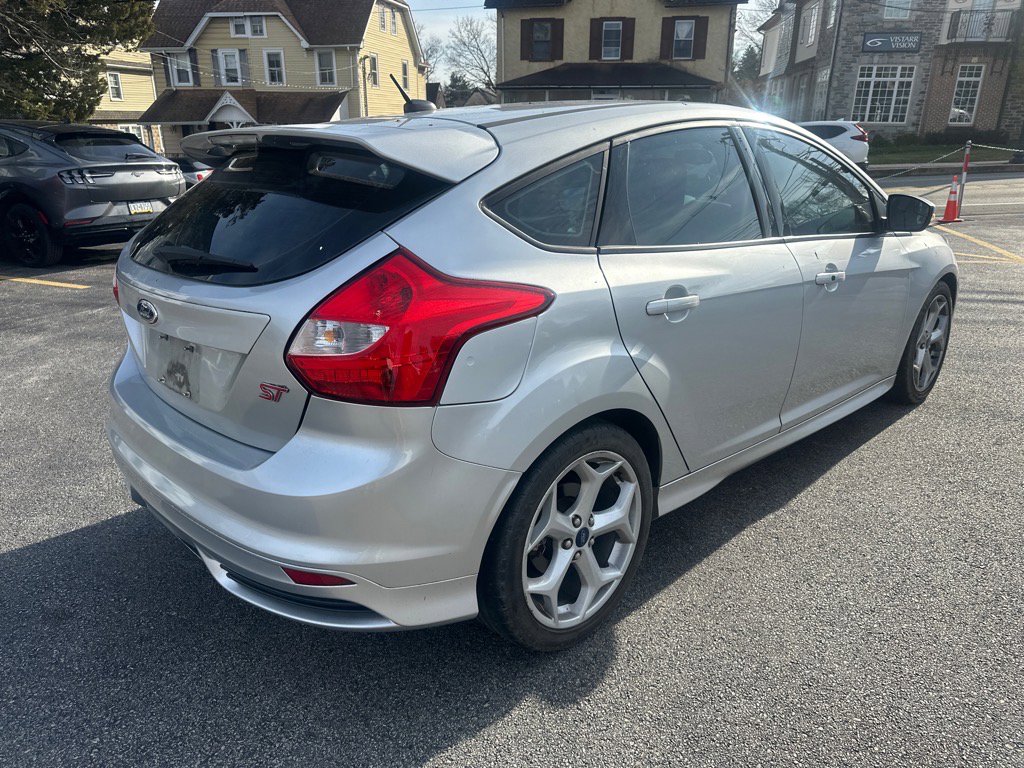 Used 2014 Ford Focus ST w/ Equipment Group 202A image 5