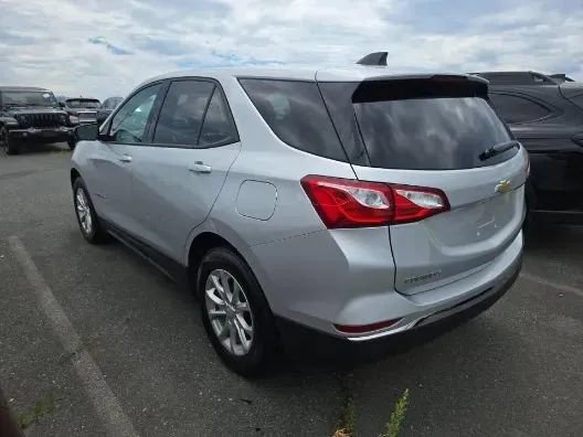 Used 2018 Chevrolet Equinox LS FWD image 6