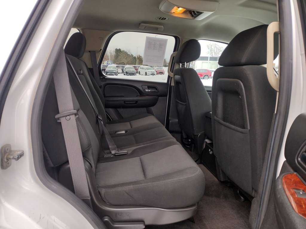 Used 2014 GMC Yukon SLE image 19