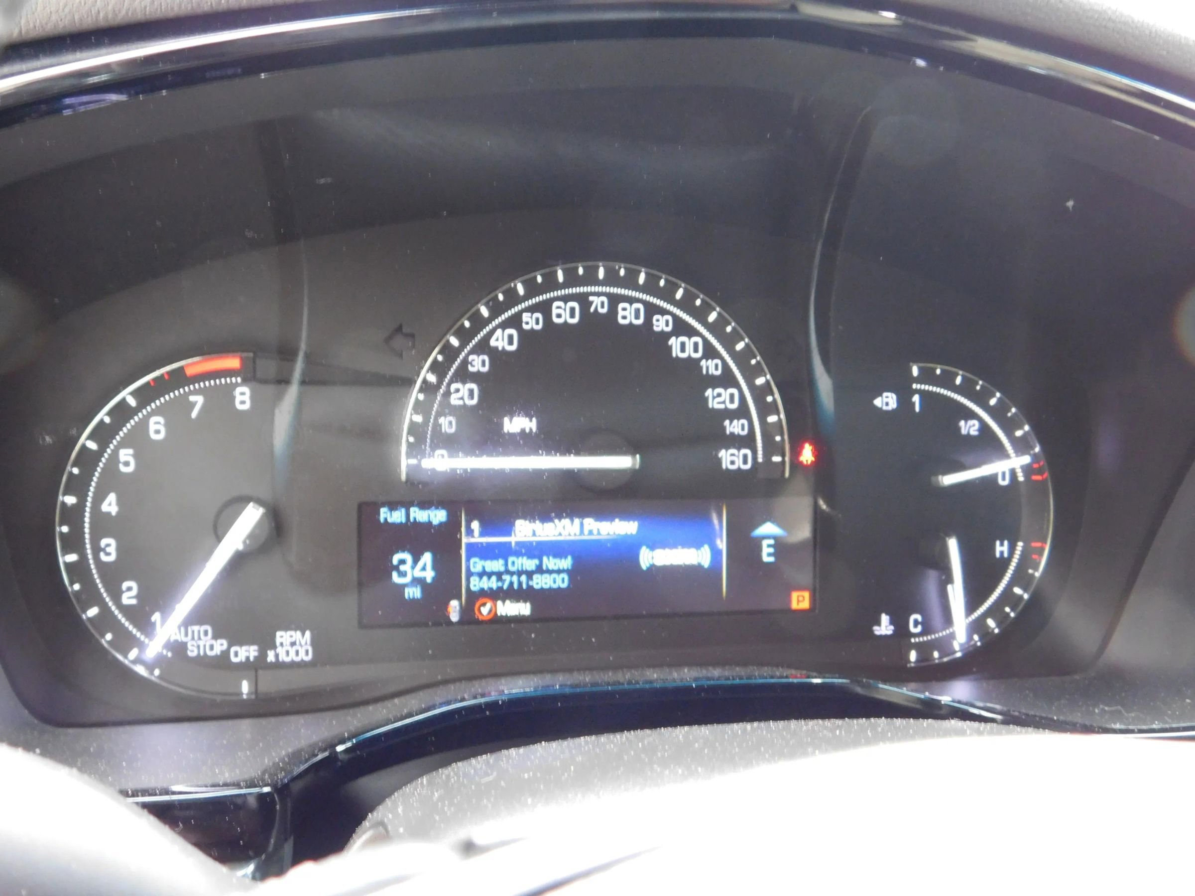 Used 2018 Cadillac XT5 FWD image 23