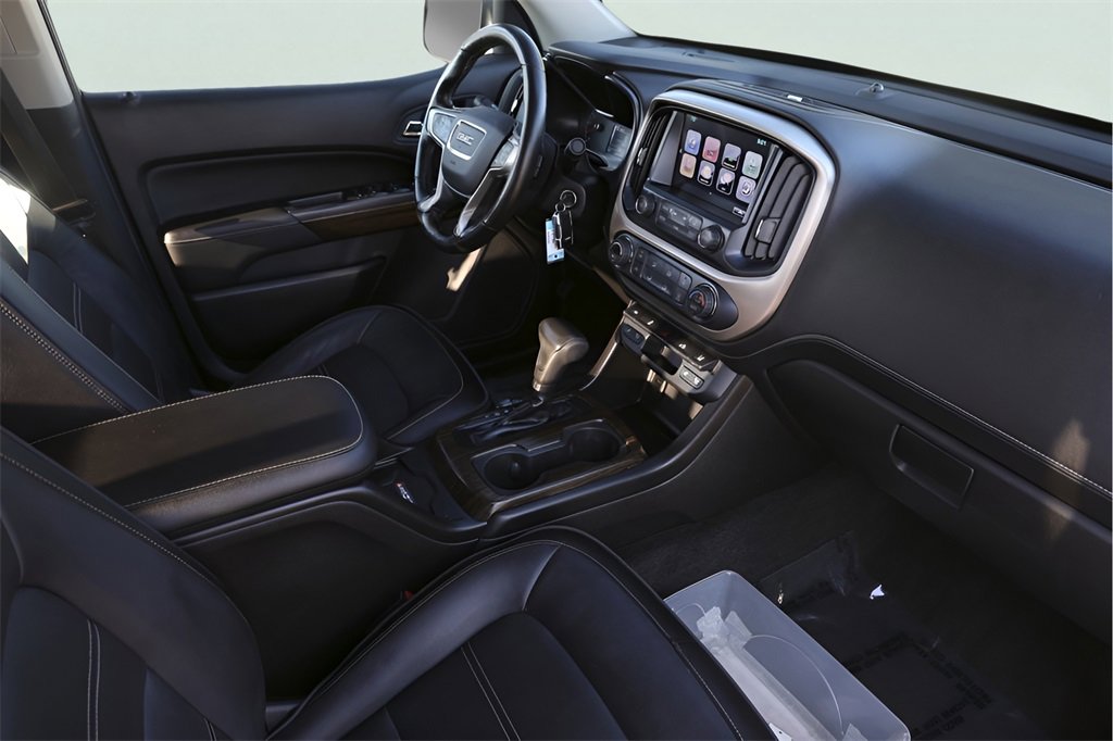 Used 2018 GMC Canyon Denali image 32
