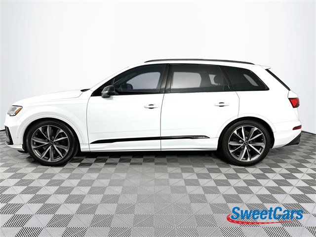 Used 2024 Audi SQ7 Premium Plus w/ Executive Package image 4